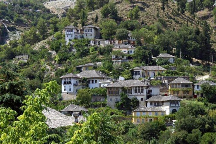 Ruols Guesthouse Gjirokaster Luaran gambar