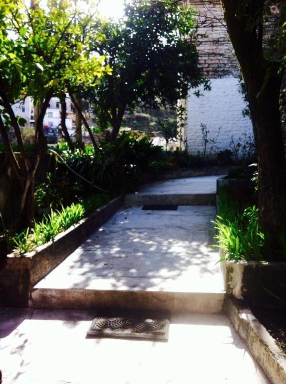 Ruols Guesthouse Gjirokaster Luaran gambar