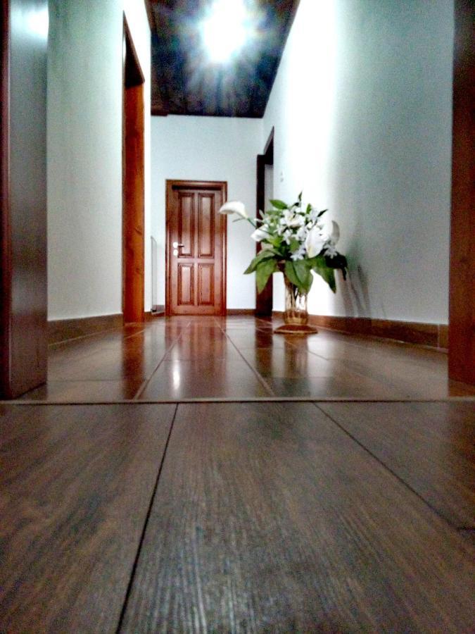 Ruols Guesthouse Gjirokaster Luaran gambar
