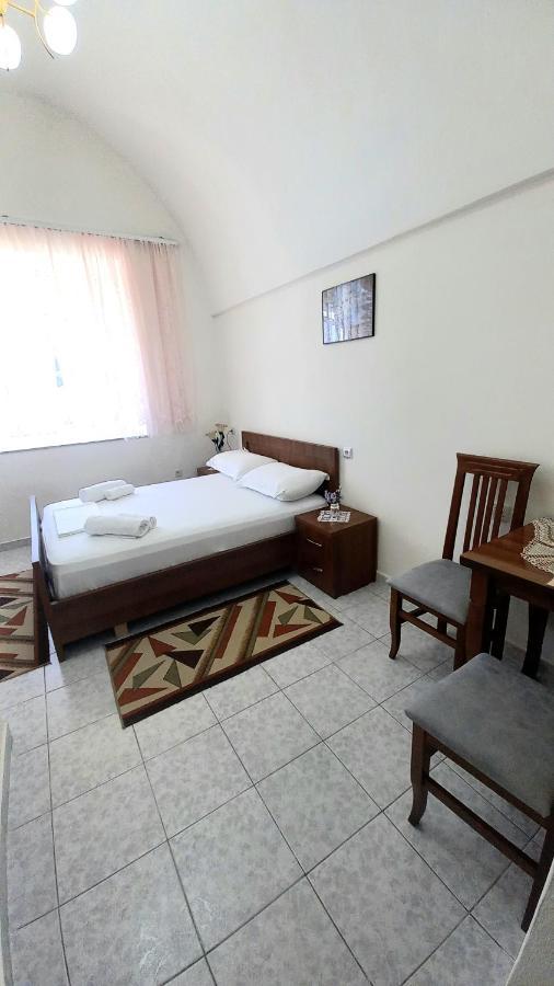 Ruols Guesthouse Gjirokaster Luaran gambar